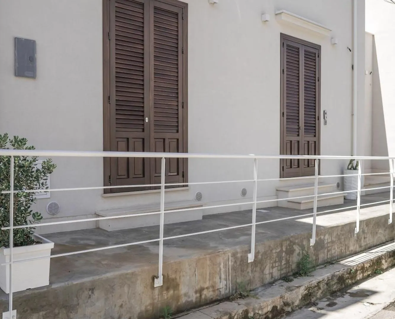 Casa Azzurra Rooms E Apartment Terrasini 0*,