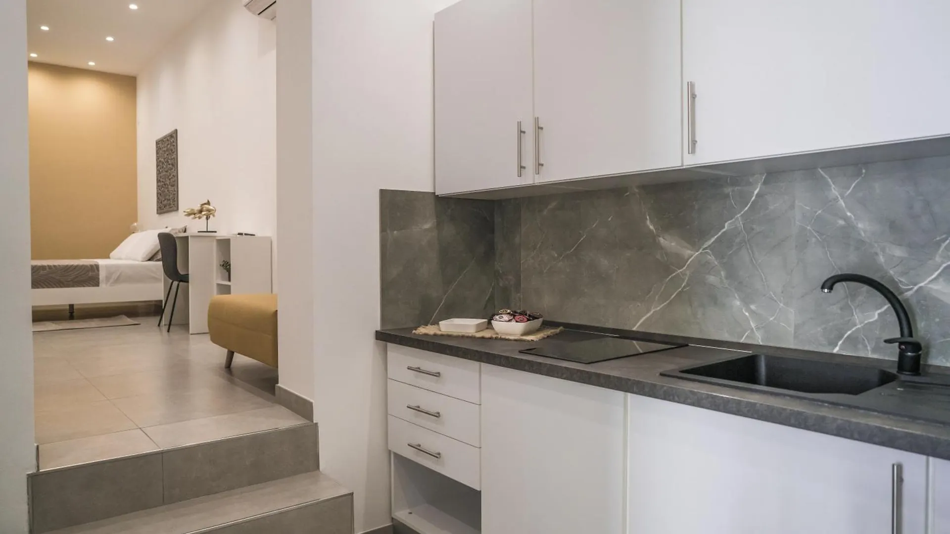 Casa Azzurra Rooms E Apartment Terrasini